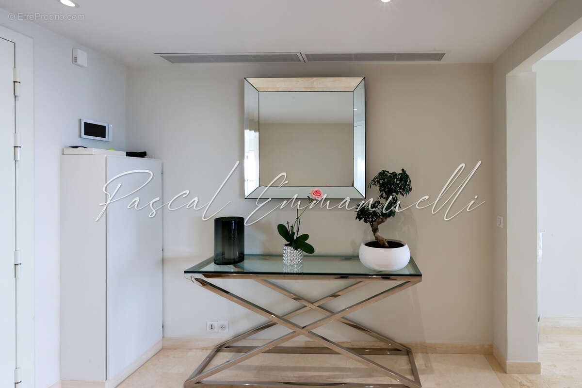 Appartement à LE CANNET