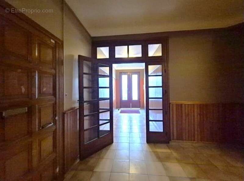Appartement à vendre 4 pièces 118m2 - MARSEILLE 7EME ARRONDISSEMENT (13) - photo 23