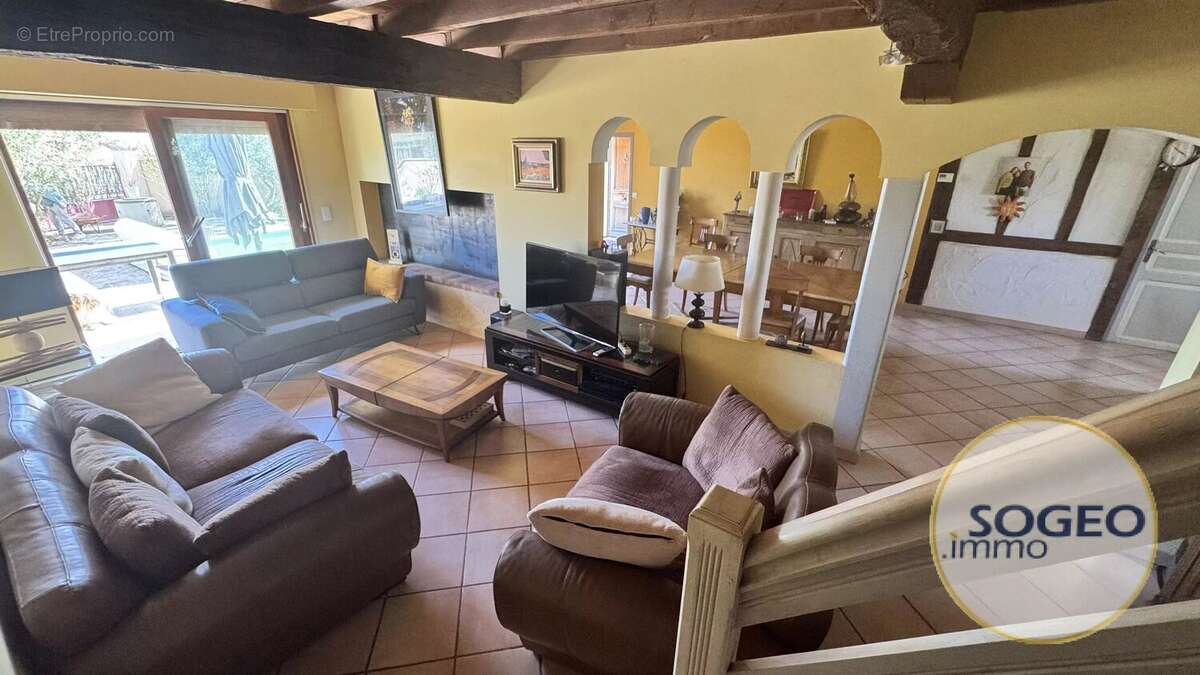 Maison à AMOU