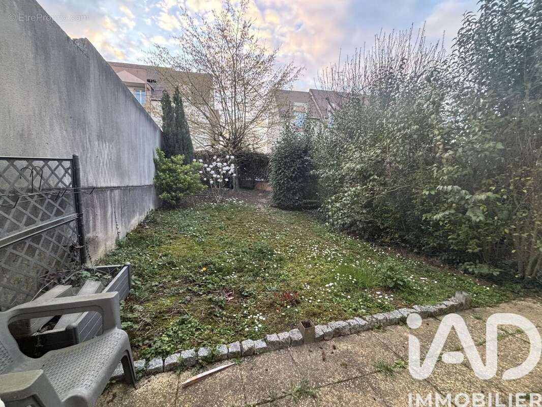 Photo 3 - Appartement à VILLENOY