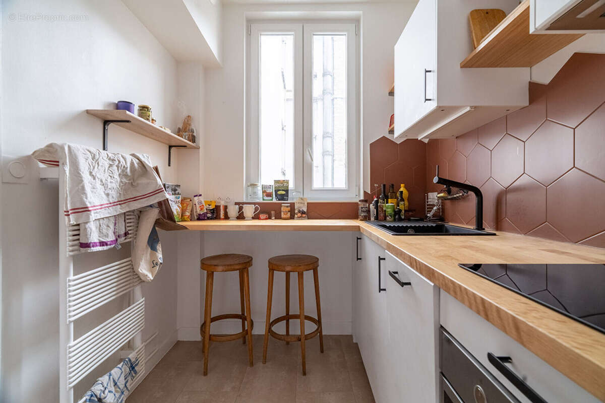 Appartement à PARIS-17E