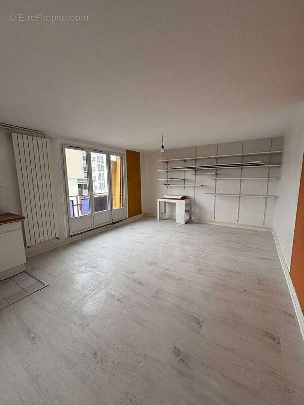 Appartement 2 Pièces 43 M2 Cave + Parking + Balcon - photo 6