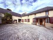 Maison à GRISY-LES-PLATRES