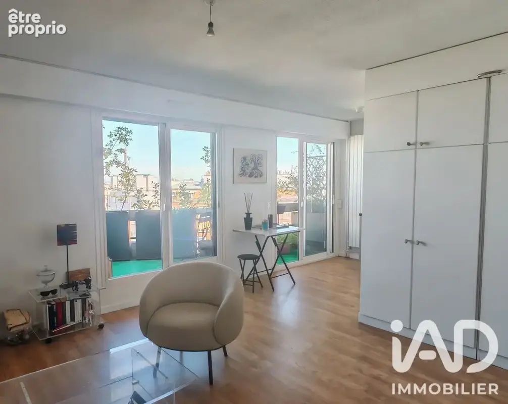 Photo 1 - Appartement à PARIS-15E