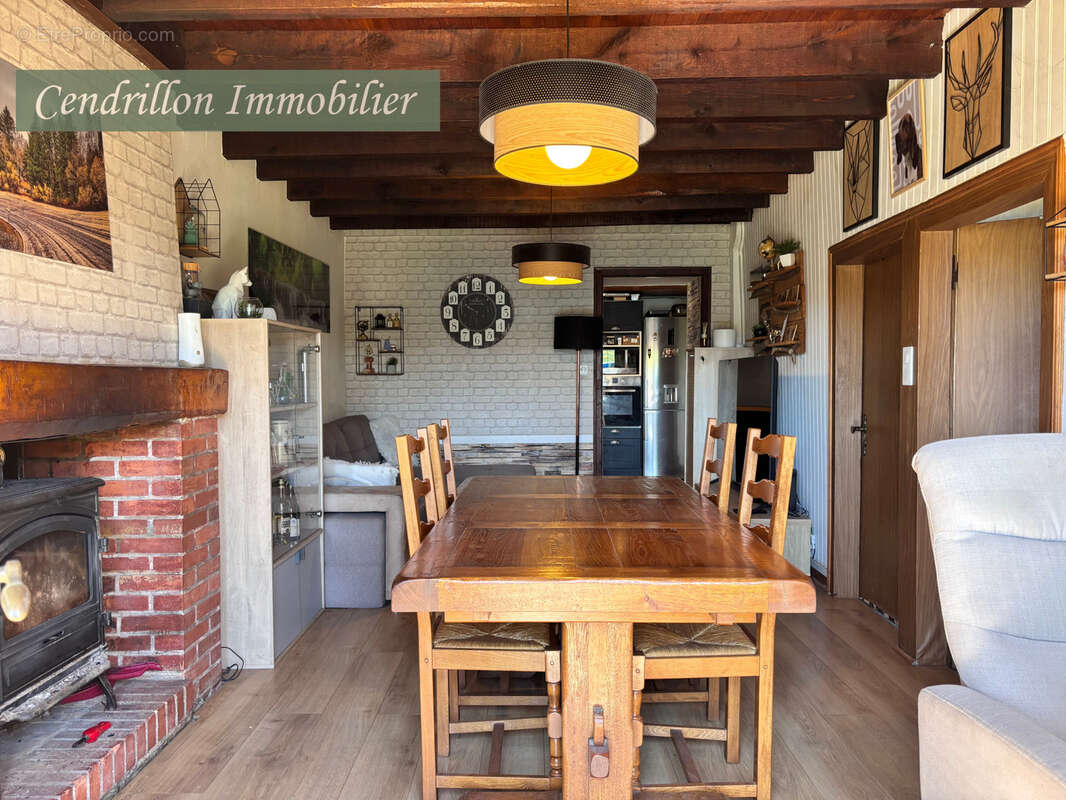 Maison 60m2. rénovée, avec jardin et dépendance. - photo 5