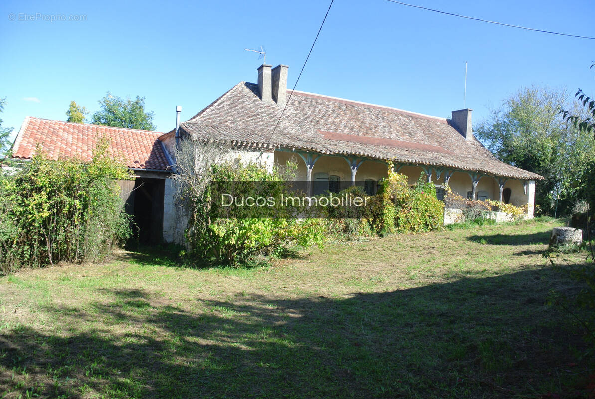 Maison à ESCASSEFORT