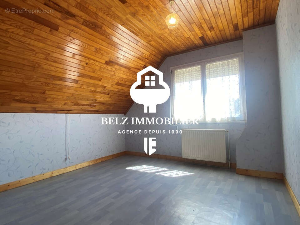 Maison Nostang 6 pièces Maison familiale des années 1970  5 chambres  Sous-sol complet TERRAIN  de 930m² - photo 10