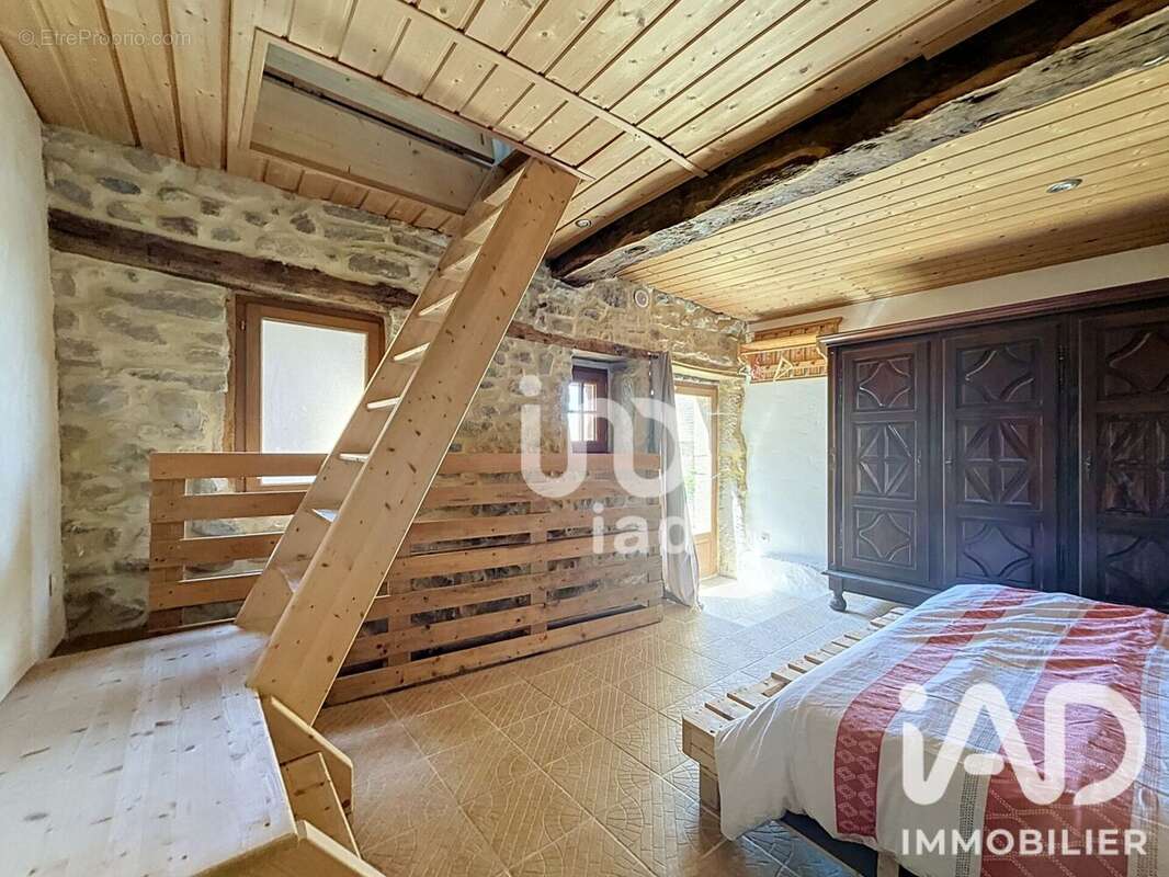Maison 100 m² à Desingy  - photo 6