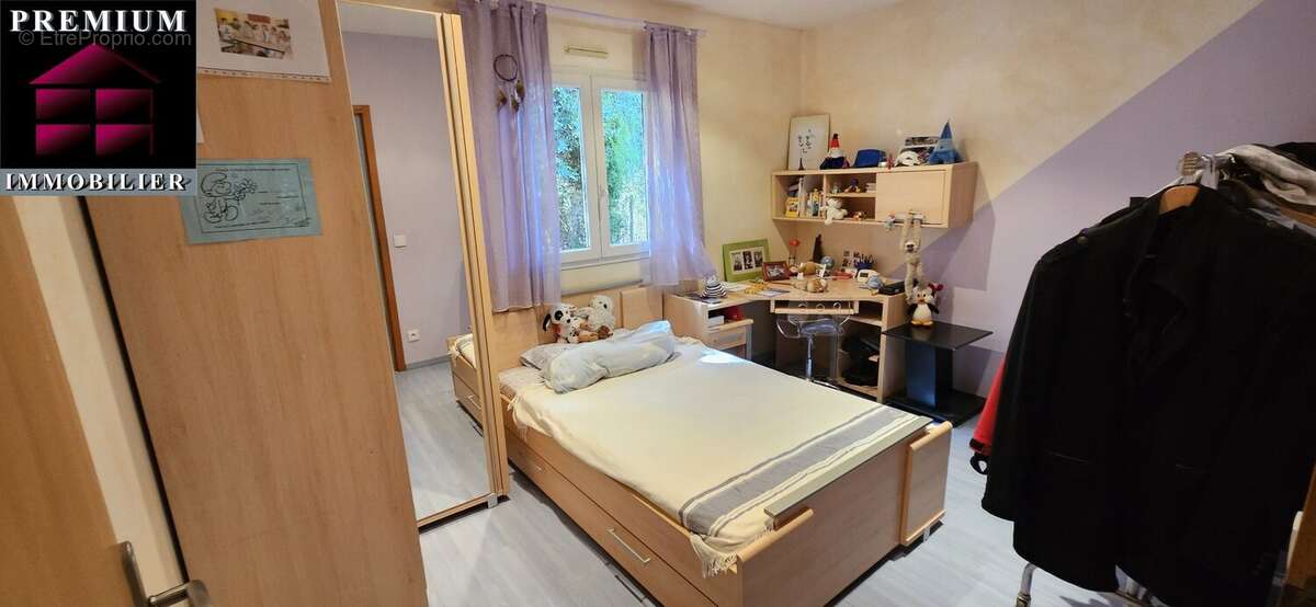 Maison à SAINT-ESTEVE