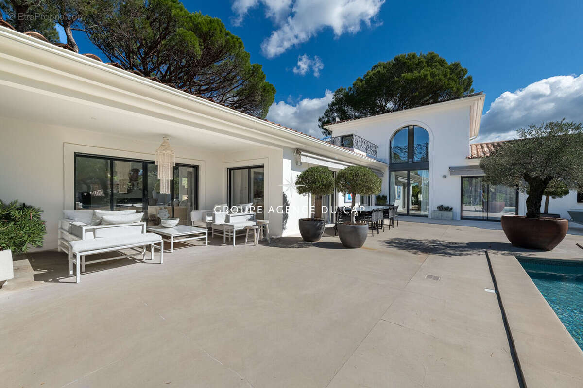 Maison à SAINT-RAPHAEL