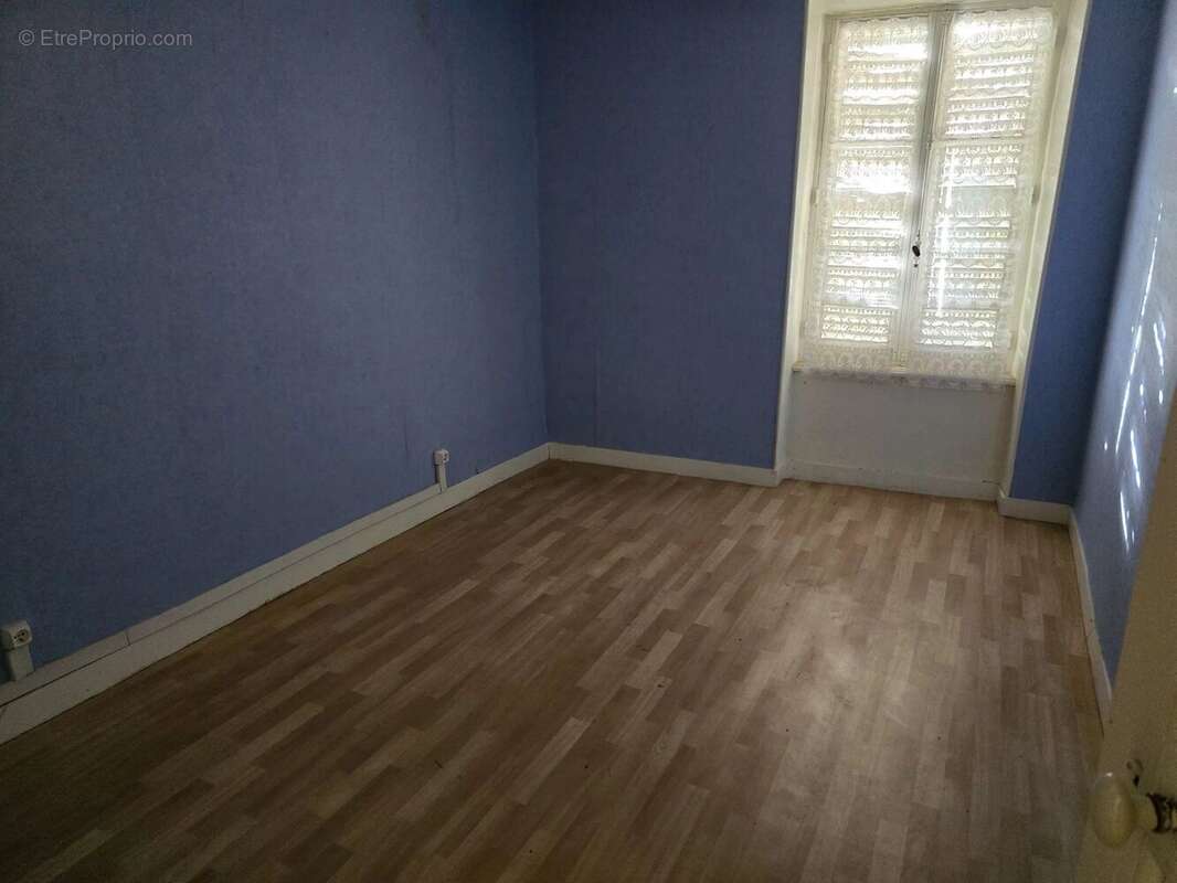 Vente Maison Ardes(63420) 69 900ï¿œ - photo 8