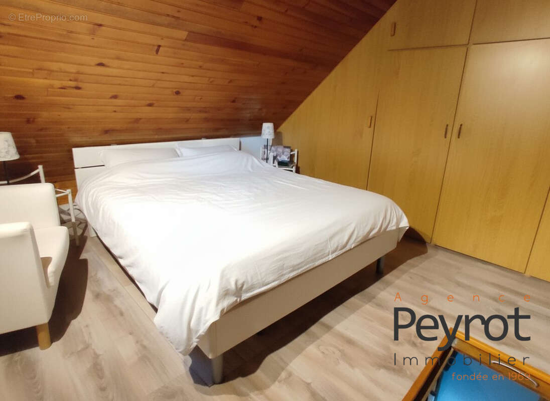 Appartement à LES ANGLES