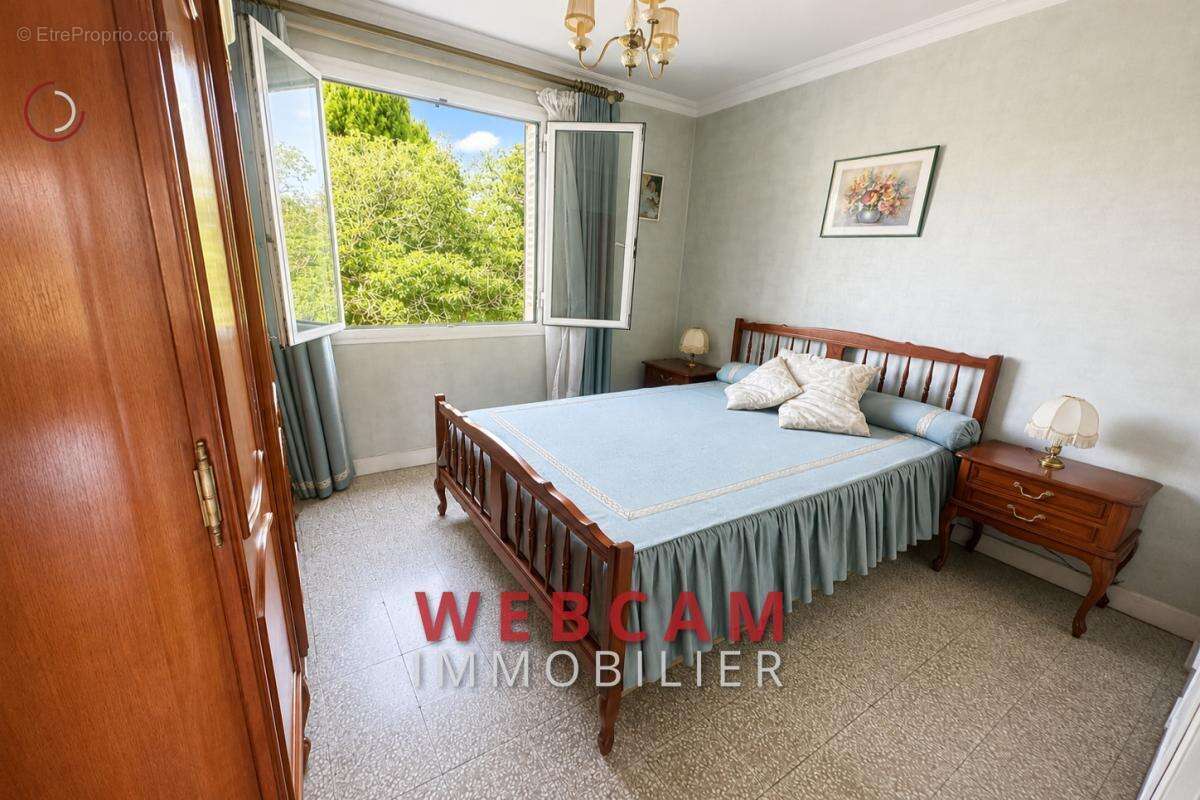 Appartement à LE CANNET