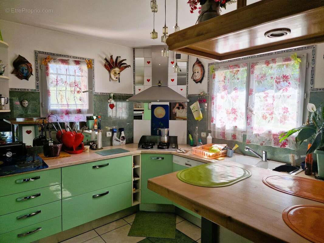 Photo 5 - Maison à SAINT-AVRE