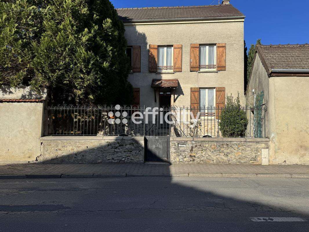 Maison à MAREUIL-LES-MEAUX