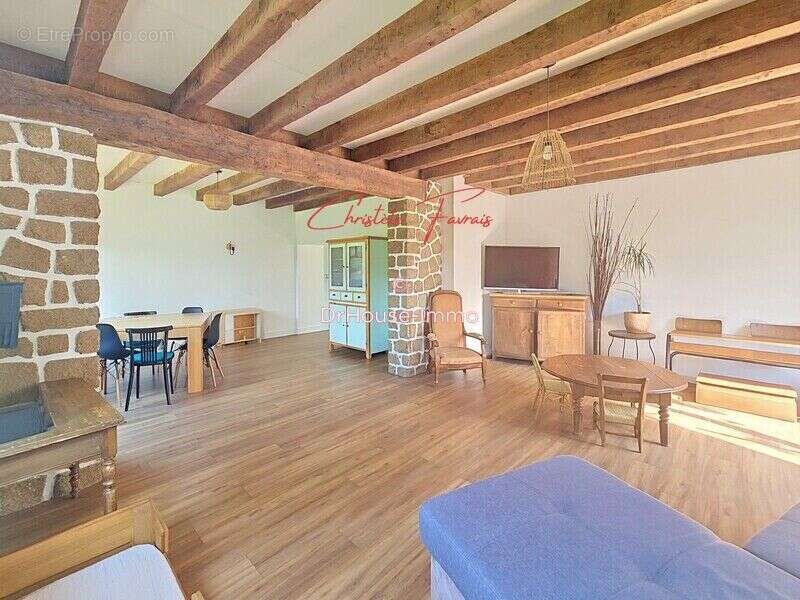 Maison à LA BAZOUGE-DU-DESERT