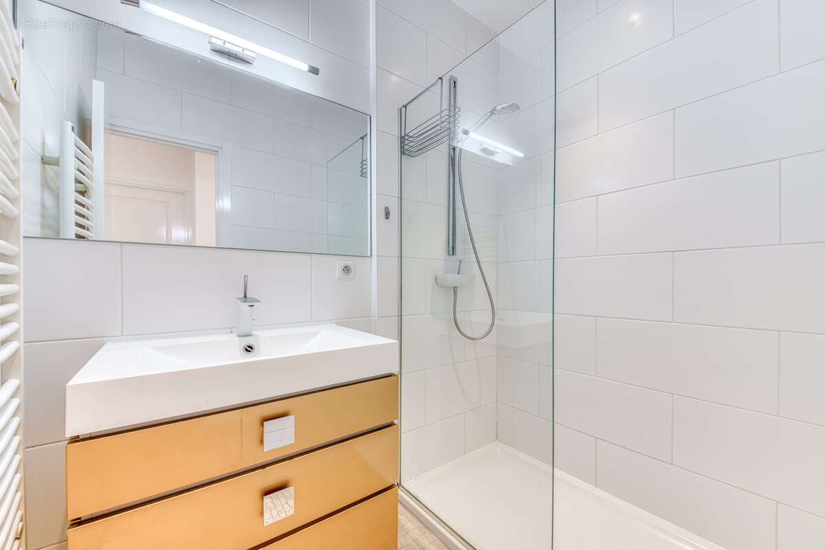 Appartement à LYON-6E