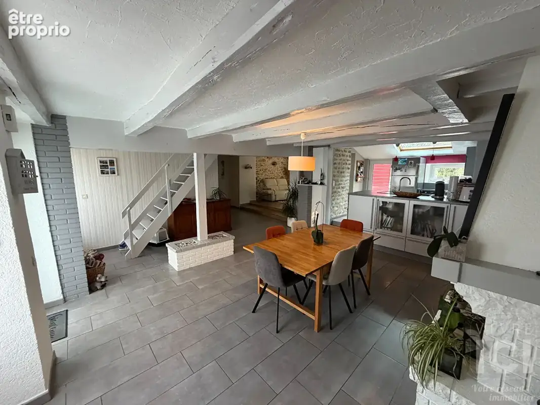Longère en pierre de 153 M² habitable avec piscine- 4chambres parcelle 506 M² - photo 4