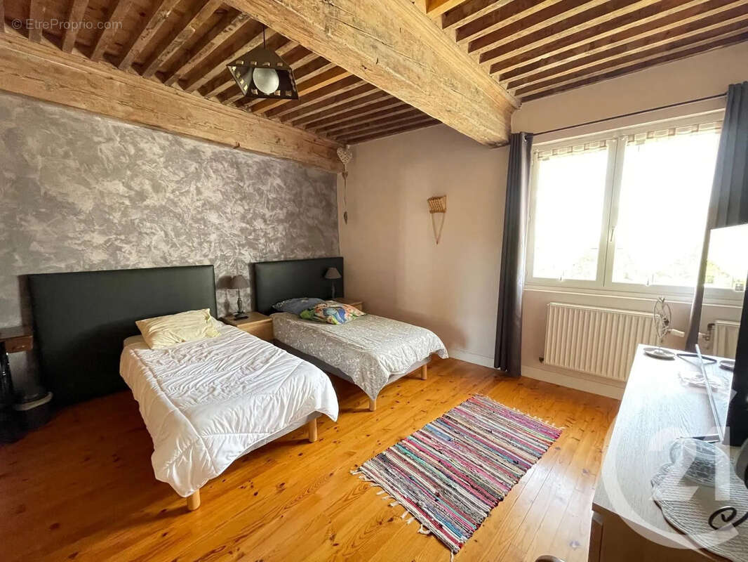 Maison à SARRAS