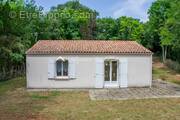 Maison à MESCHERS-SUR-GIRONDE