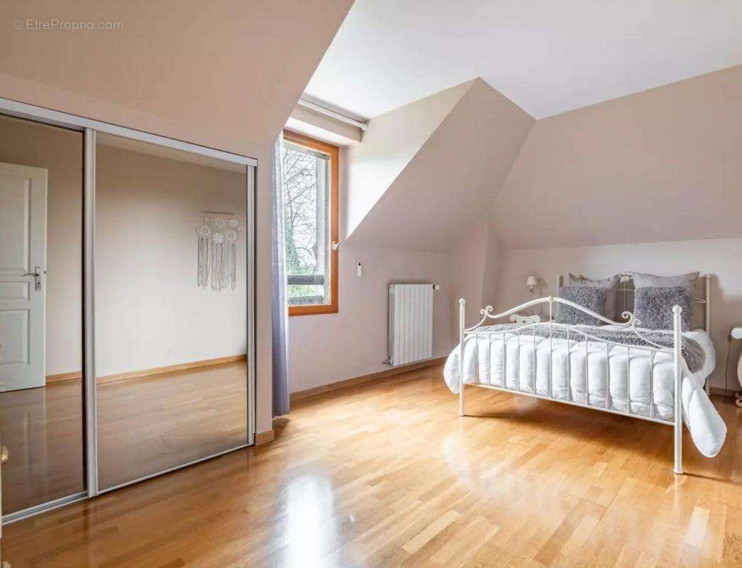 Maison à SAINT-JEAN-DE-BEAUREGARD