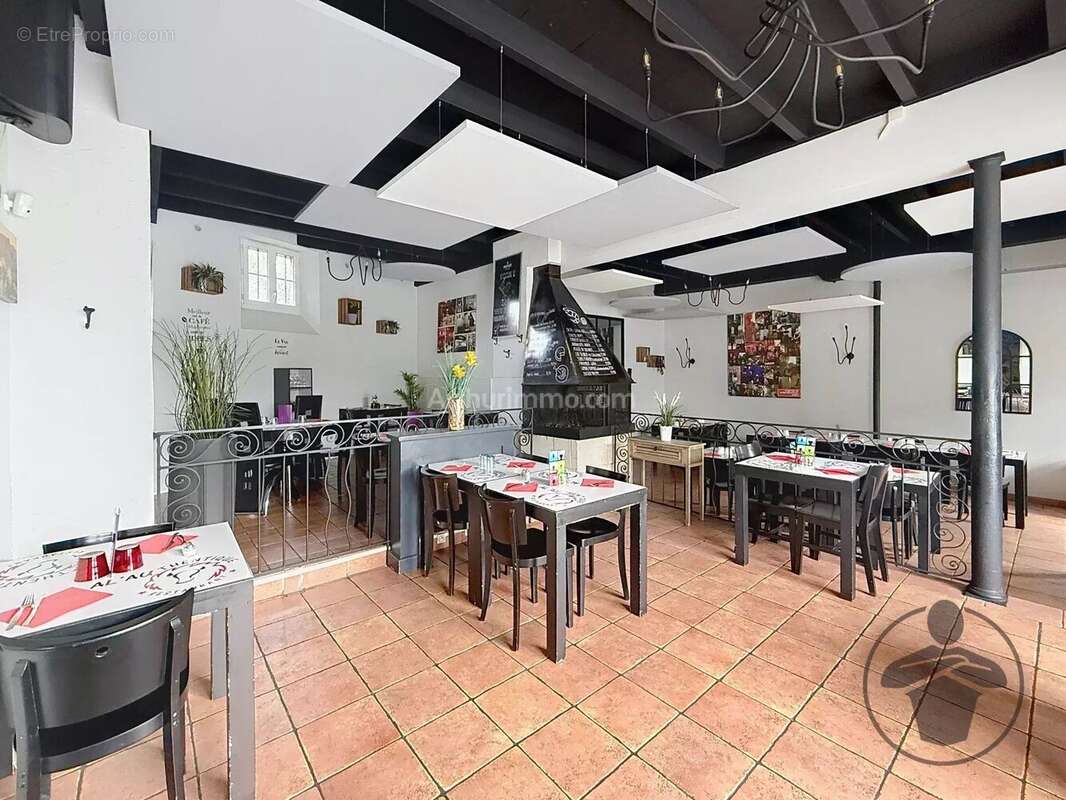 Commerce à ARVEYRES