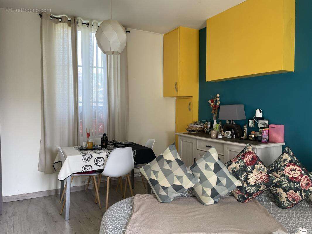 Maison à CHATELLERAULT