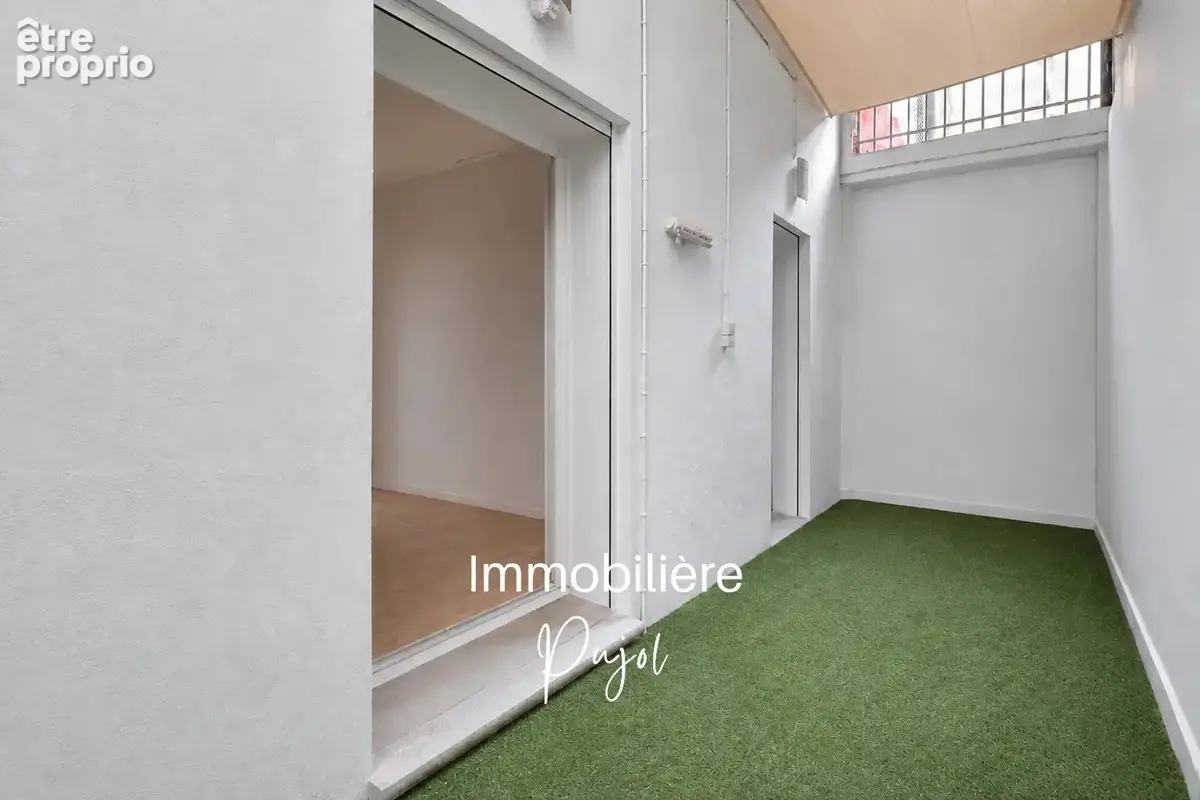 Marseille 6e   Préfecture   T3 rénové de 72 m2 avec patio - photo 17