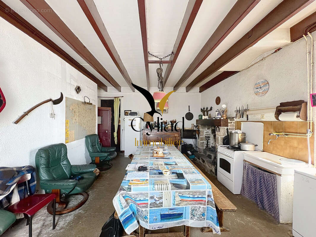 Maison à SAINT-MELOIR-DES-ONDES