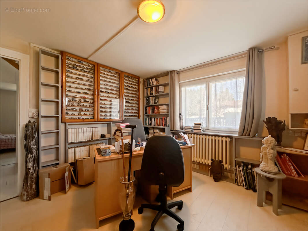 Maison à BARBEZIEUX-SAINT-HILAIRE