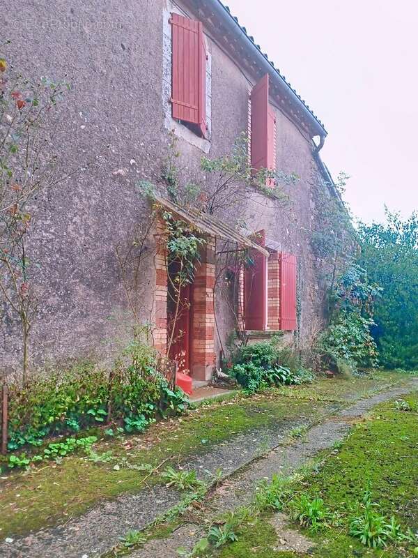 Maison à REALMONT