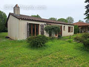 Maison à MAYRINHAC-LENTOUR