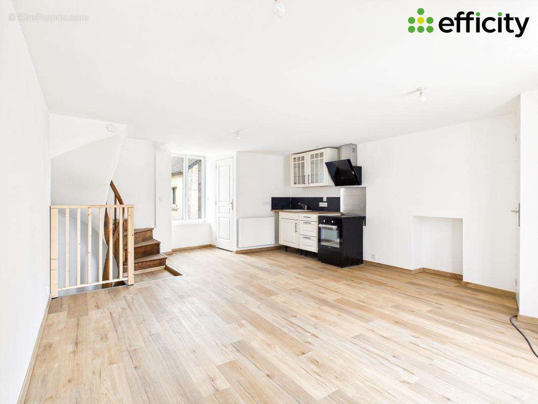 Maison 83 m² à Louvigne-Du-Desert  - photo 2