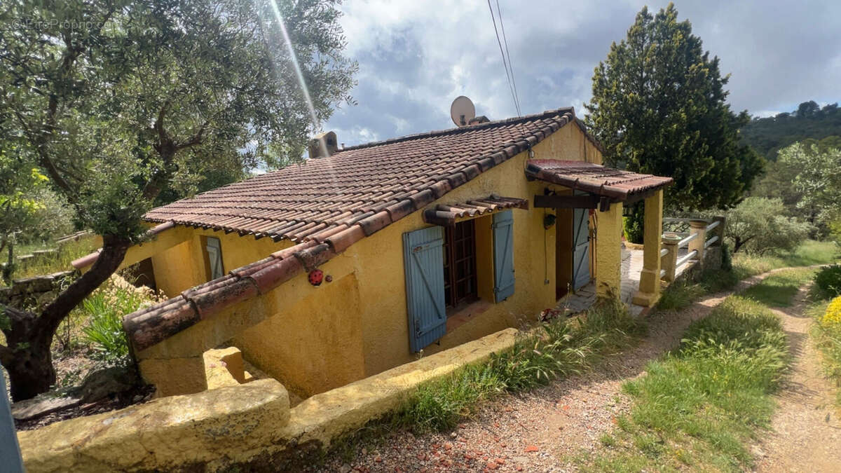 Maison à BARJOLS