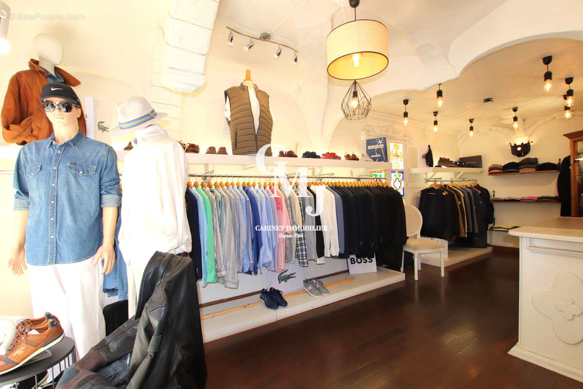 Commerce à SAINT-RAPHAEL