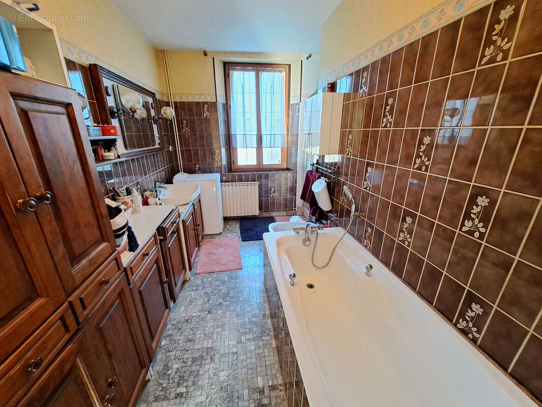 Maison à VILLEBOUGIS