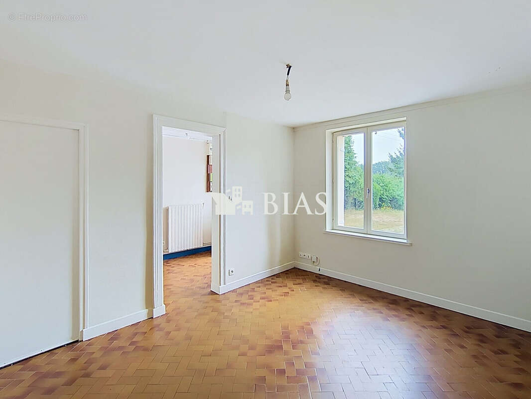 Maison 134 m² à Bourg-Achard  - photo 3