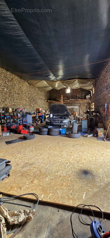 corps de ferme à rénover avec habitation de 113 m2 - photo 13