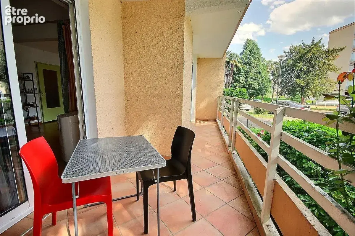 Appartement à BILLERE