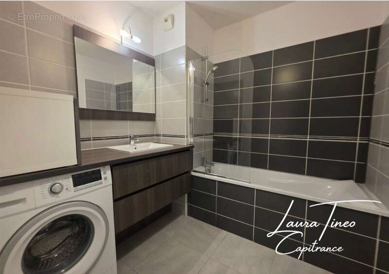 Appartement à LE CRES