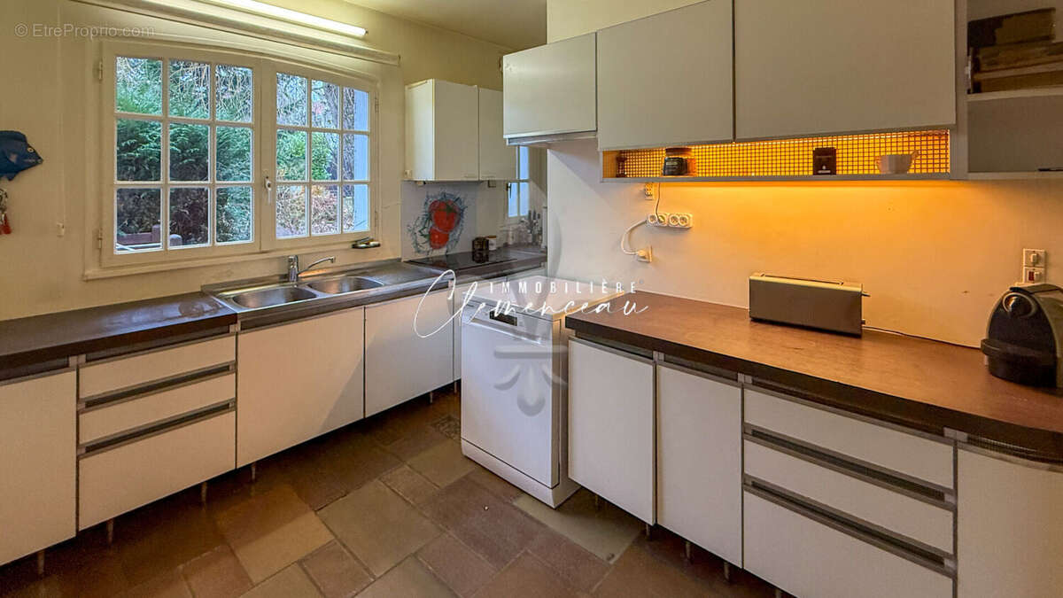 Maison familliale - villennes sur seine - 190 m² - terrain 1044 m² - photo 8