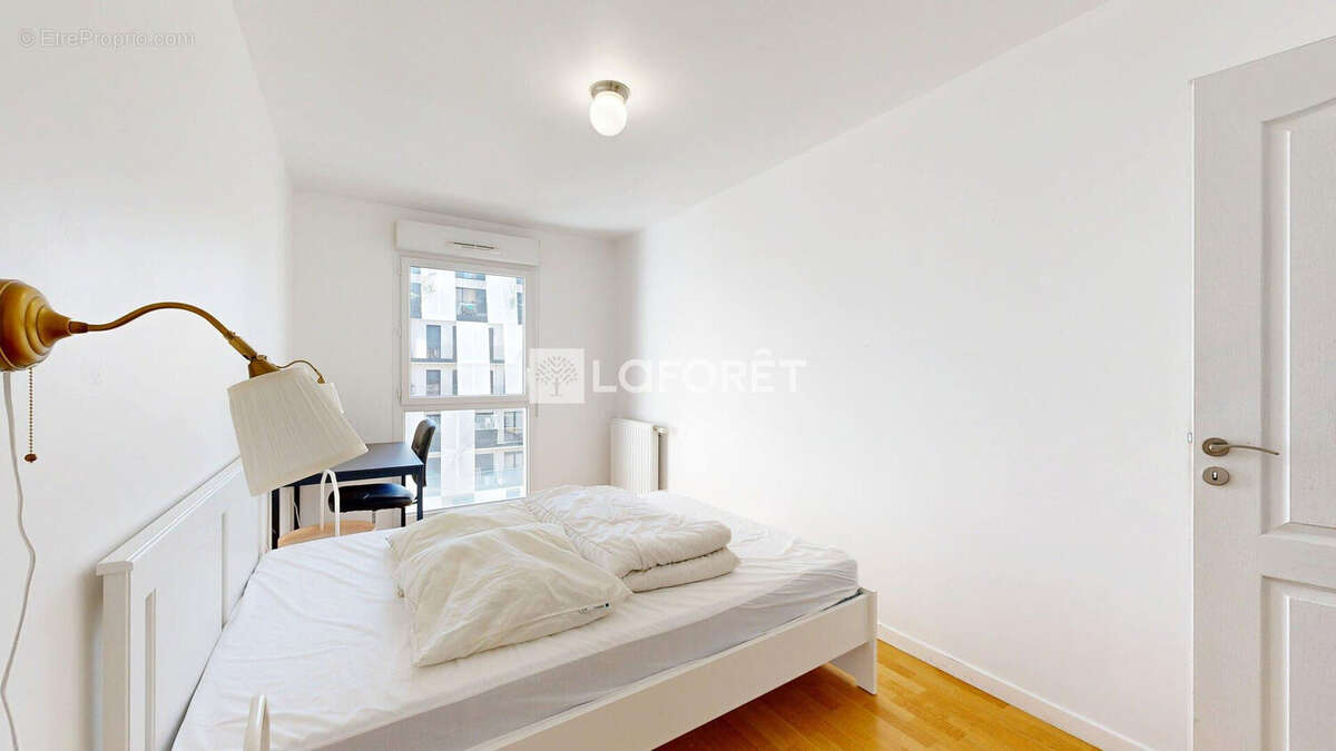 Appartement à NANTERRE