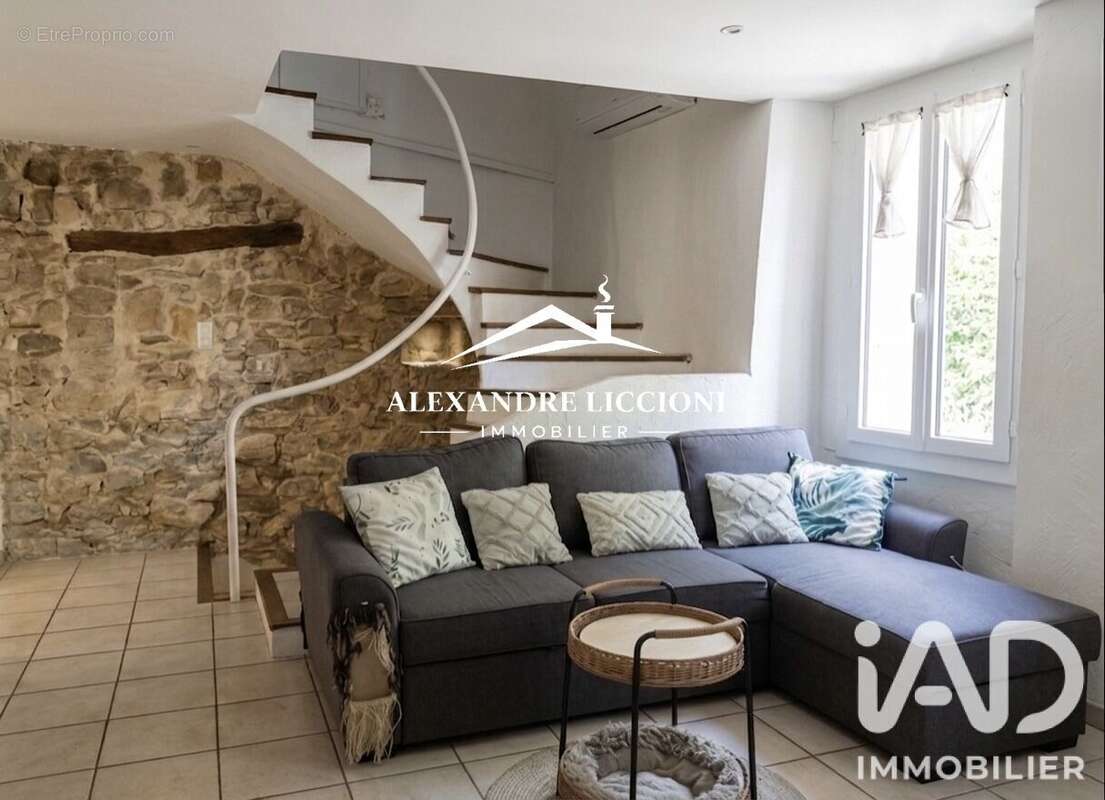 Photo 3 - Maison à CAMPS-LA-SOURCE