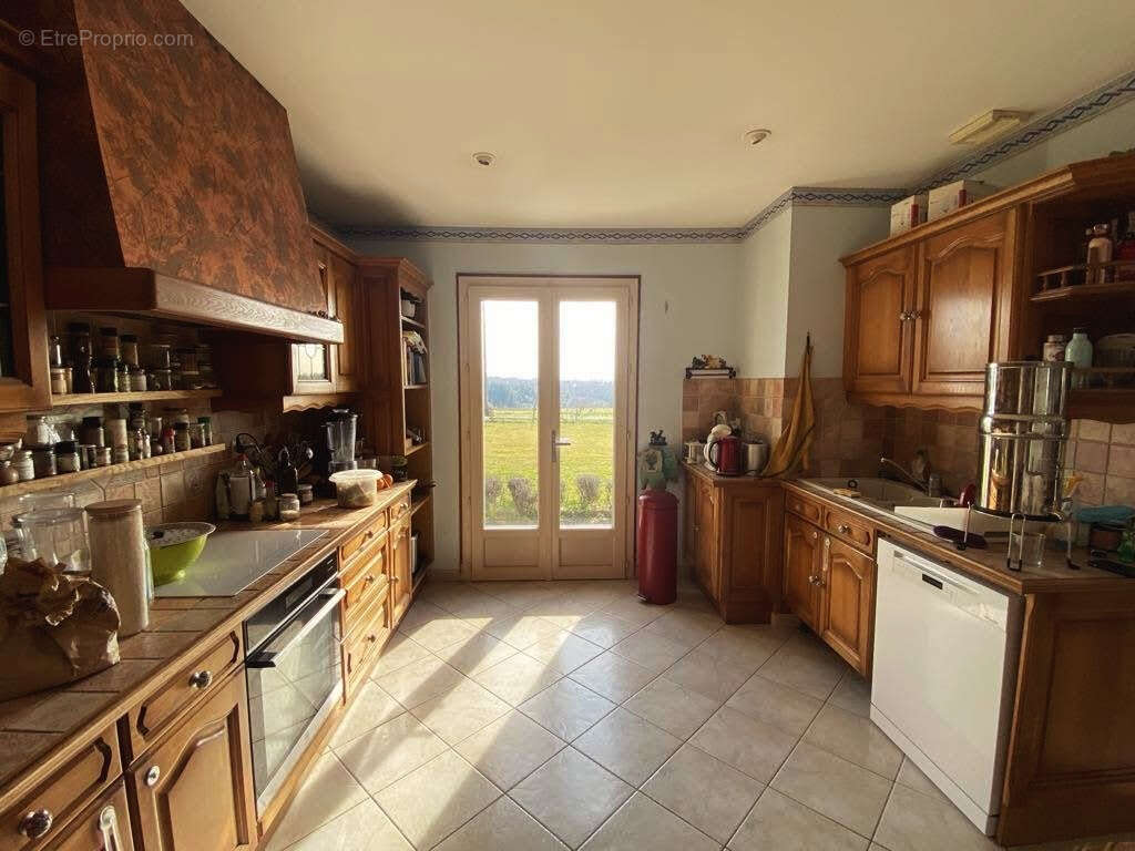 Maison à SAINT-MESMIN