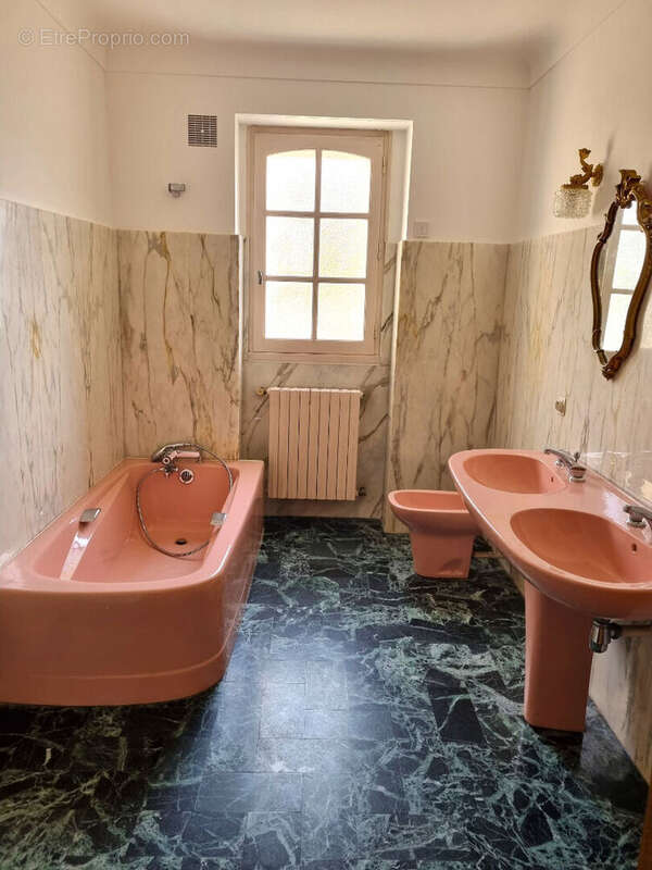 Maison à SAINT-SEBASTIEN-SUR-LOIRE