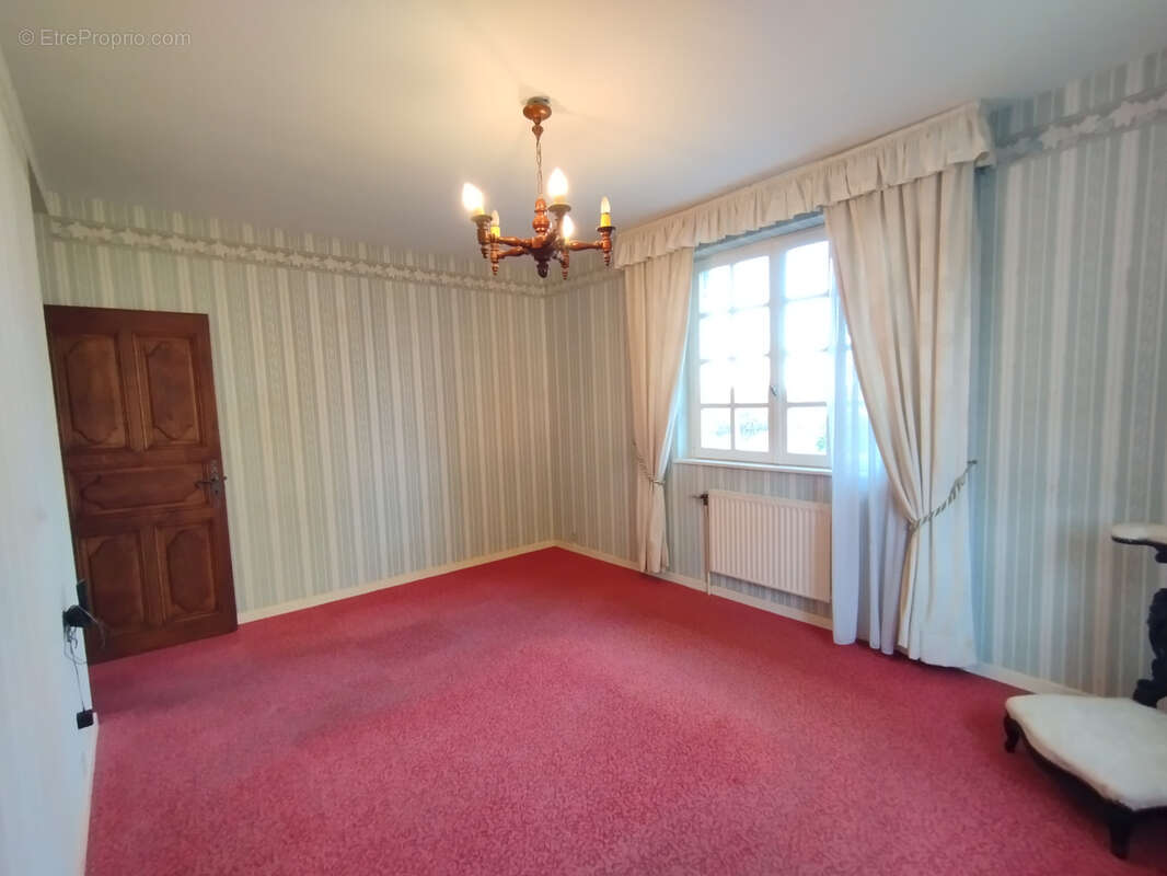 Maison à CIREY-SUR-VEZOUZE