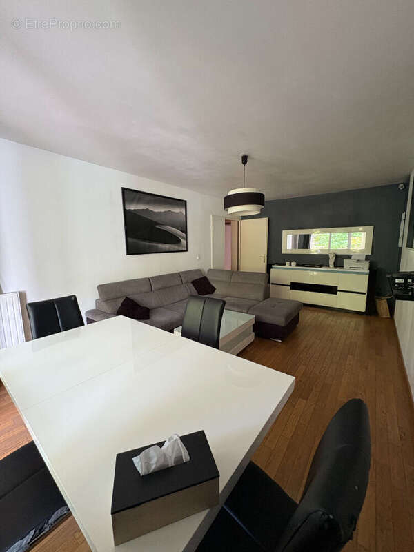 Appartement à ROSNY-SOUS-BOIS