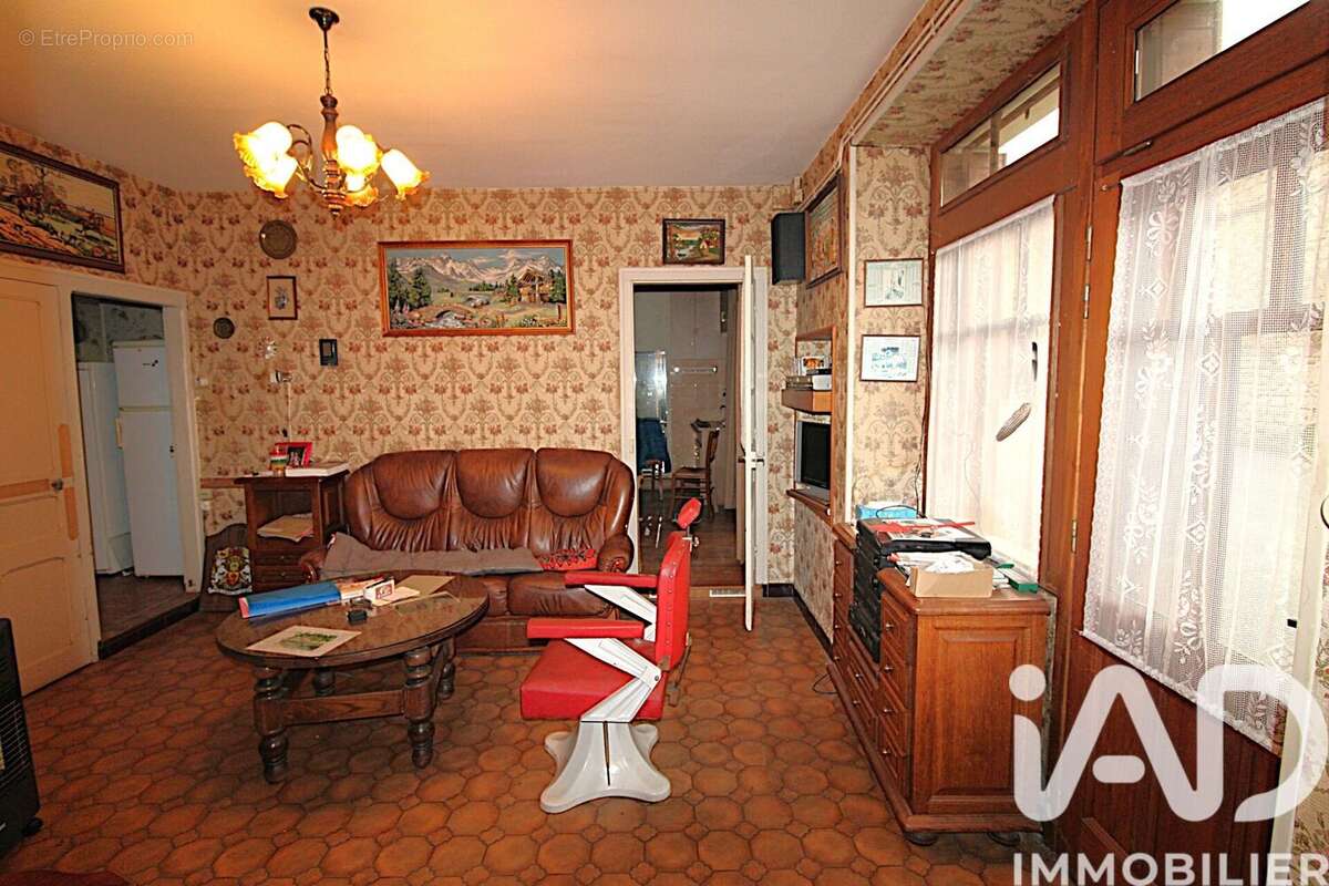 Photo 9 - Maison à CHATELUS-LE-MARCHEIX