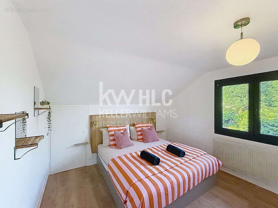 Maison 239 m² à Chens-Sur-Leman  - photo 4