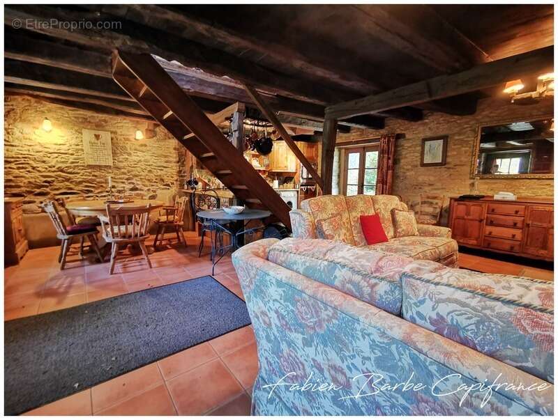 Maison à LOYAT